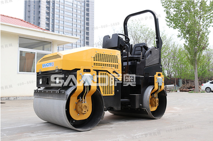 春季道路施工有關(guān)壓路機(jī)保養(yǎng)，專家來劃重點(diǎn)啦！