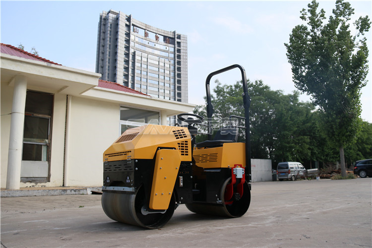 小型壓路機停放也是“有套路”，你造嗎？