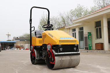 小型壓路機(jī)零部件操作，需要滿足的溫度